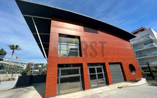 Vente de bureaux avec terrasse à Antibes  120 m² + 80 m² extérieurs