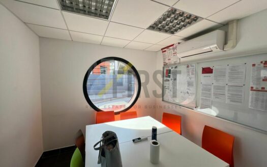 Vente de bureaux avec terrasse à Antibes  120 m² + 80 m² extérieurs